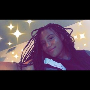 Meet your Posher, Nicole